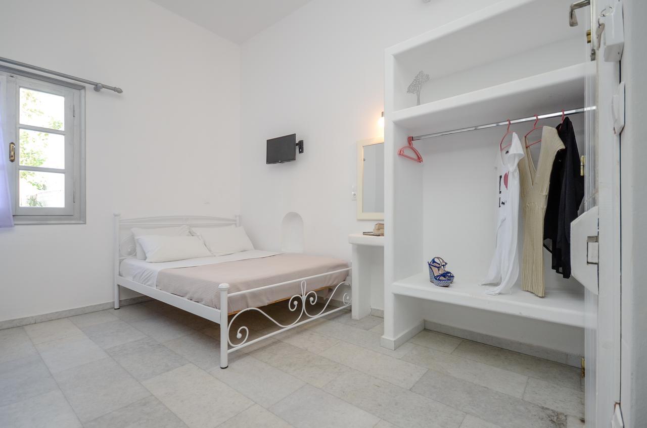 Depis Suites Naxos City Buitenkant foto