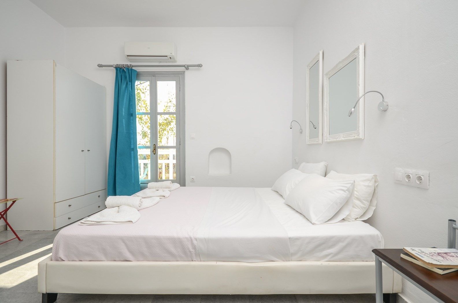 Depis Suites Naxos City Buitenkant foto