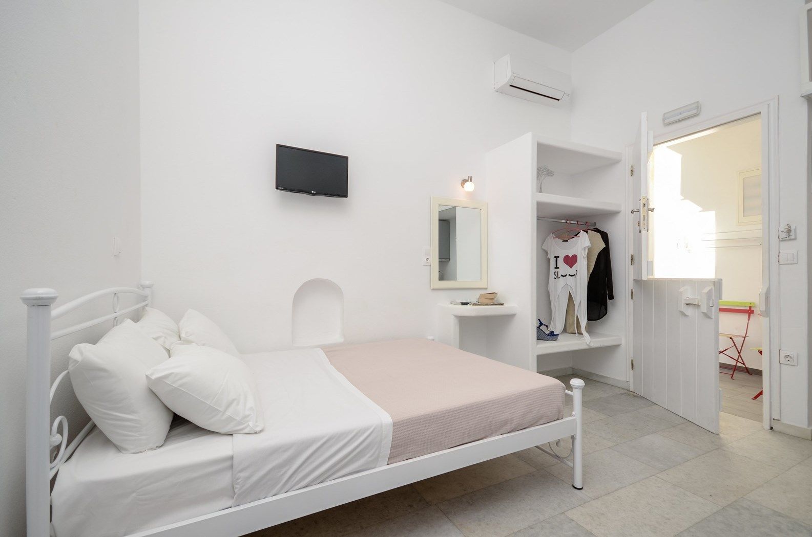 Depis Suites Naxos City Buitenkant foto