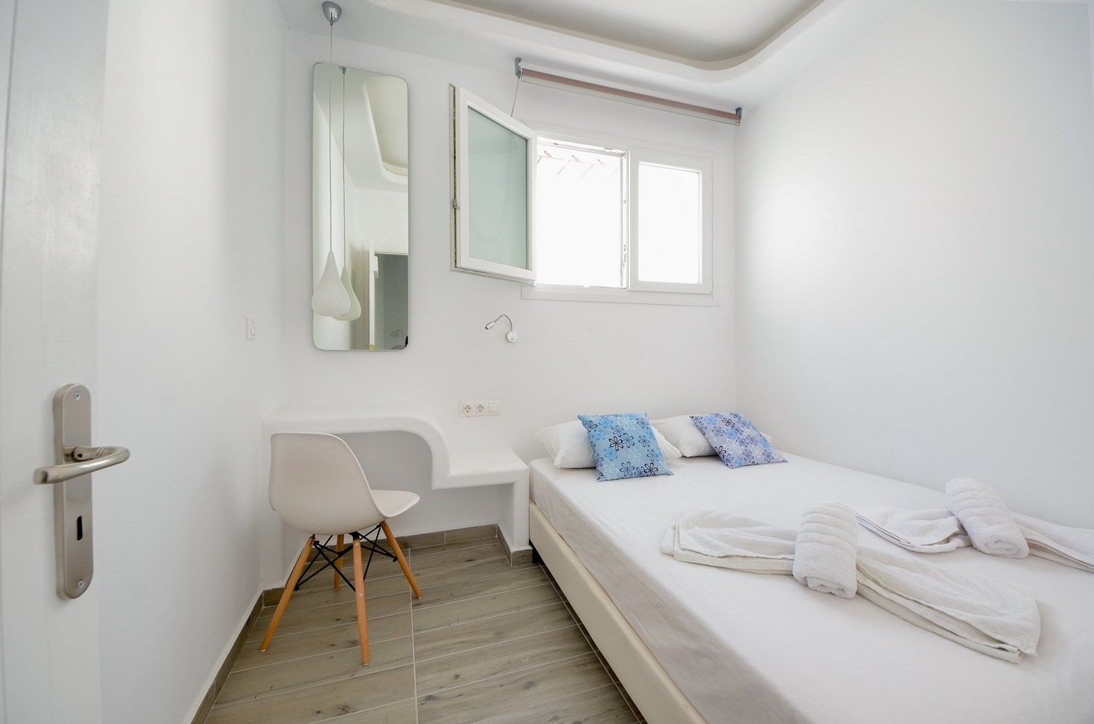 Depis Suites Naxos City Buitenkant foto
